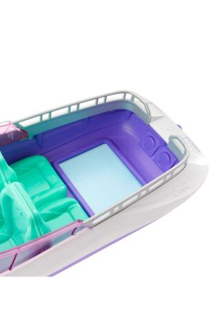 Barbie’nin Botu Oyun Seti Hhg60