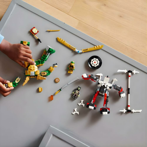 LEGO NINJAGO Lloyd'un Robot Savaşı EVO 71781