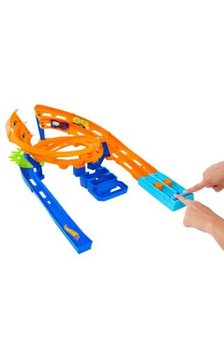Hot Wheels İkili Yarış Ve Akrobasi Pisti Htk17