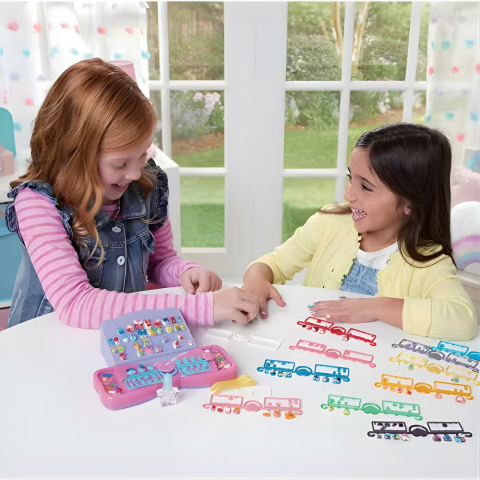 Aquabeads Tasarla ve Sergile Tırnak Atölyesi