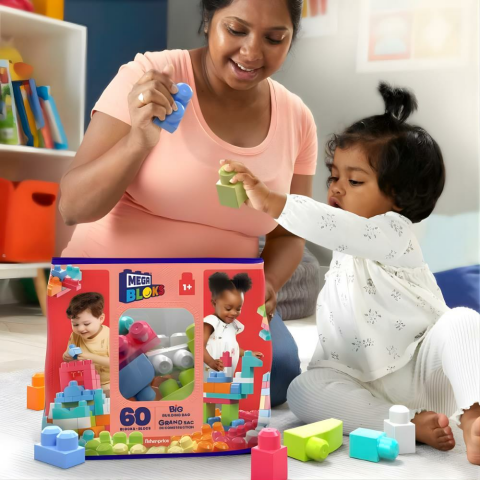 MEGA Büyük Bloklar 60'lı Blok Torbası (Yeşil) Mega Bloks 60'lı Blok Torbaları (Mavi/Pembe), Büyük Boyutlu Bloklar, 1 Yaştan İtibaren Uygun, Doğa Dostu Saklama Çantası Dahil