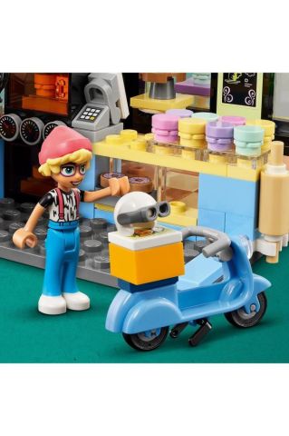 LEGO ® Friends Heartlake City Kafe’si 42618 - 6 Yaş ve Üzeri Oyuncak Yapım Seti (426 Parça)