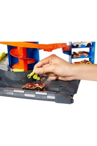 Hot Wheels Gtt95 Mega Garaj