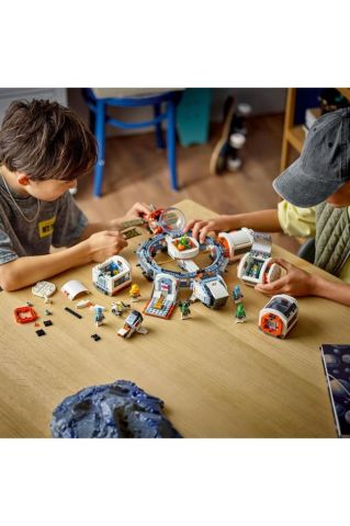 LEGO ® City Modüler Uzay İstasyonu 60433 - Oyuncak Yapım Seti (1097 Parça)