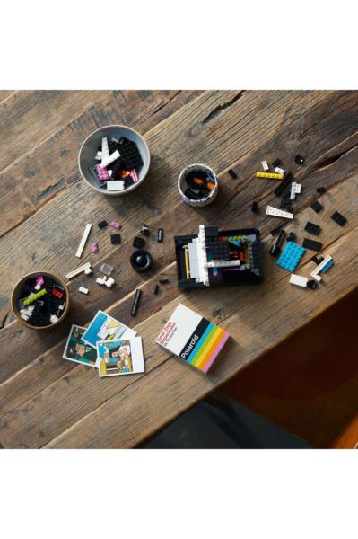LEGO ® Ideas Polaroid OneStep SX-70 Kamera 21345 –  Model Yapım Seti (516 Parça)