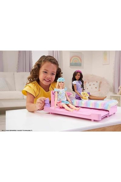 Barbie My First Barbie - İlk Barbie Bebeğim - Barbie'nin Yatağı Oyun Seti