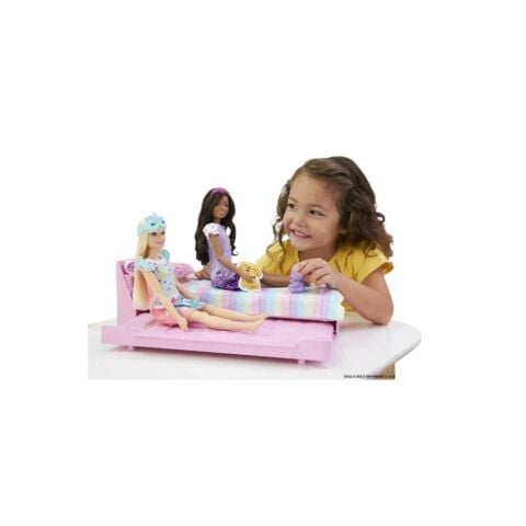 Barbie My First Barbie - İlk Barbie Bebeğim - Barbie'nin Yatağı Oyun Seti