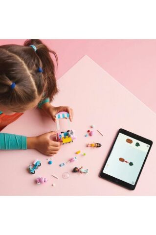 Friends Pamuk Şeker Standı ve Scooter 42643 - 6 Yaş ve Üzeri Oyuncak Yapım Seti (110 Parça)