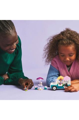 Friends Heartlake City Dondurma Kamyonu 42644 - 4 Yaş ve Üzeri Oyuncak Yapım Seti (92 Parça)