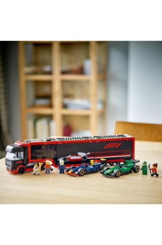 RB20 ve AMR24 F1® Arabalı F1® Kamyonu 60445 - 8 Yaş ve Üzeri Oyuncak Yapım Seti (1086)