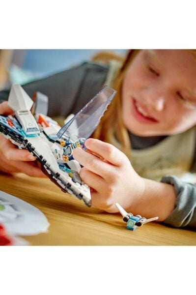 LEGO ® City Yıldızlararası Uzay Gemisi 60430 -  Yaratıcı Oyuncak Yapım Seti (240 Parça)