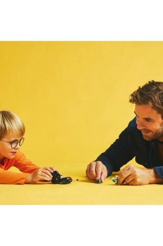 DC Batman™: Batman ve Batmobile™, Mr. Freeze™’e Karşı 76301 - 4 Yaş ve Üzeri Yapım Seti (63P)