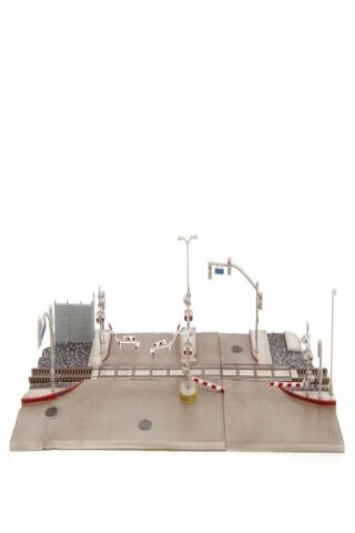 Fast & Furious Nano Train Scene Diorama 1:65''