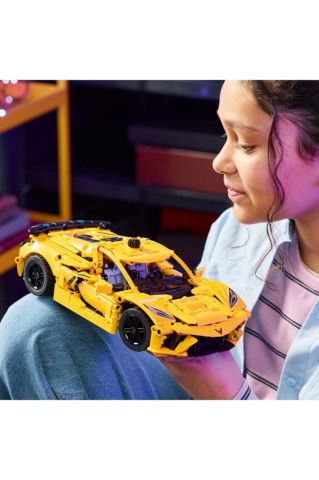 LEGO ® Technic Chevrolet Corvette Stingray 42205 - 9+ Araba İçeren Oyuncak Yapım Seti (732 Parça)