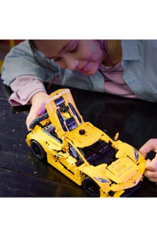 LEGO ® Technic Chevrolet Corvette Stingray 42205 - 9+ Araba İçeren Oyuncak Yapım Seti (732 Parça)