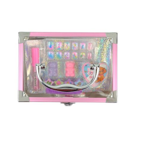 Carrying Fashion Vanity