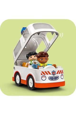 LEGO ® DUPLO® Ambulans ve Sürücü 10447 - 2 Yaş ve Üzeri Küçük Çocuklar için  Yapım Seti (19 Parça)