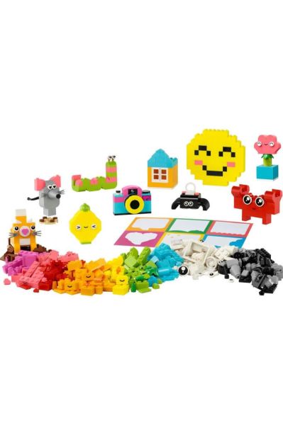 LEGO ® Classic Yaratıcı Mutlu Kutu 11042 - 5 Yaş ve Üzeri Oyuncak Yapım Seti (680 Parça)