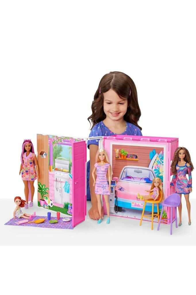 Barbie ®'nin Yeni Portatif Evi 2024 (Bebek Dahil) | HRJ77