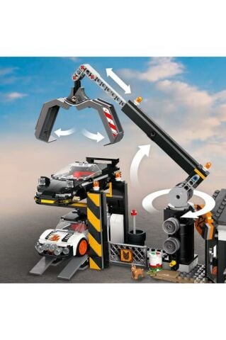 LEGO ® City Hurdalık ve Arabalar 60472 - 7 Yaş ve Üzeri Çocuklar için Yapım Seti (871 Parça)