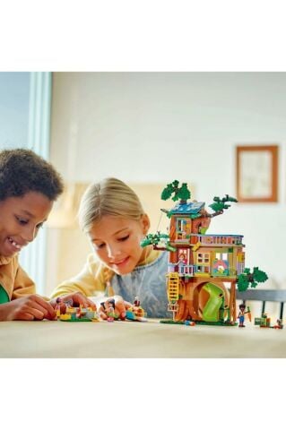 LEGO ® Friends Arkadaşlık Ağaç Ev Buluşma Yeri 42652 - 8 Yaş ve Üzeri Oyuncak Yapım Seti (701 Parça)