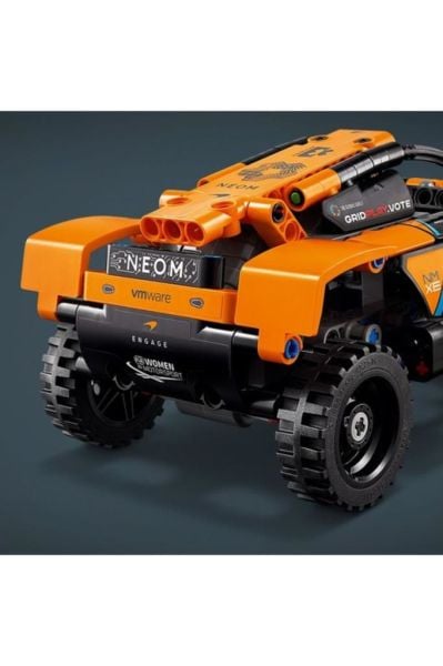 LEGO ® Technic NEOM McLaren Extreme E Race Car 42166 -  Yaratıcı Oyuncak Model Yapım Seti (252 Parça)