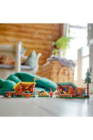 LEGO Yeni Friends Macera Kampı Şirin Kulübeler 42624, 7 Yaş ve Üzeri Çocuklar için Tilki Figürü