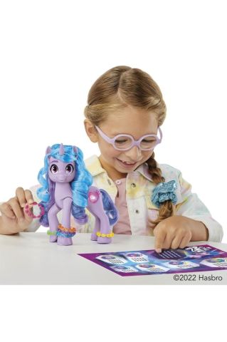 My Little Pony: Işıklı Ve Sesli Izzy Moonbow Oyun Seti - F3870