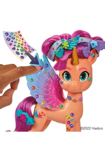 Kurdele Saç Tasarımlı Sunny, My Little Pony: Yeni Bir Nesil +5 Yaş