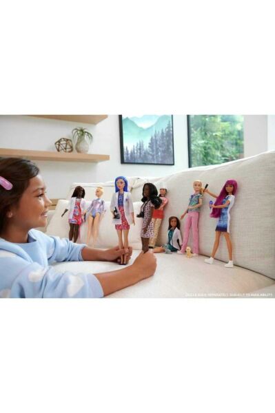 Barbie ® Kariyer Bebekleri Serisi - Hemşire | GTW39
