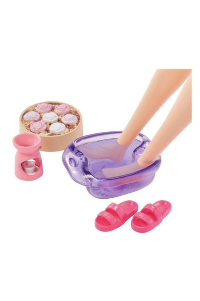 Barbie ®'nin Spa Günü Bebekleri - Sarışın | HKT90