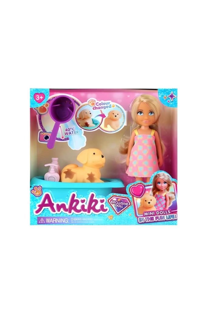 Ankiki Bebek Köpeğini Yıkıyor