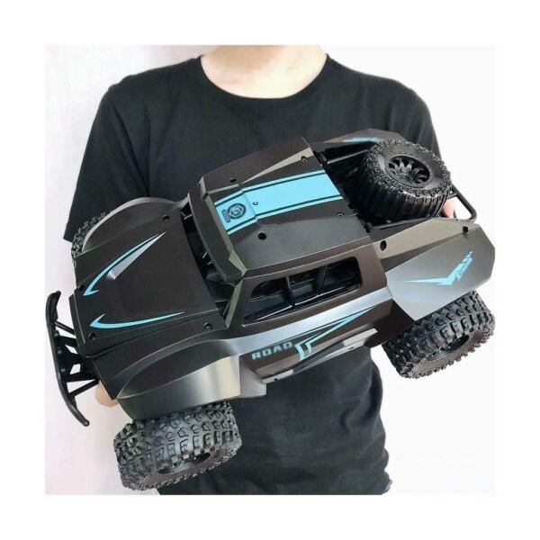 Uzaktan Kumandalı 4x4 Off Road Arazi Aracı