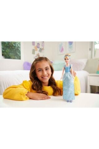 Disney Prenses - Cinderella HLW06