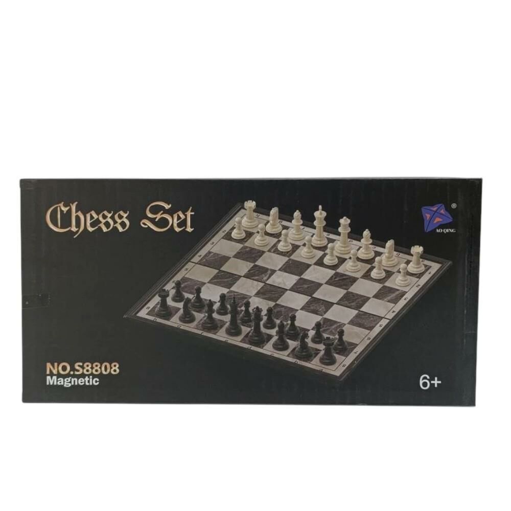 Kutuda Satranç Takımı