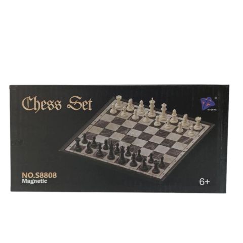 Kutuda Satranç Takımı