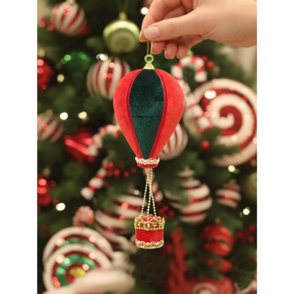 Balon Figürlü Yılbaşı Ağaç Süsü Kadife Yeni Yıl Dekorasyonu Yeşil Kırmızı 25 cm