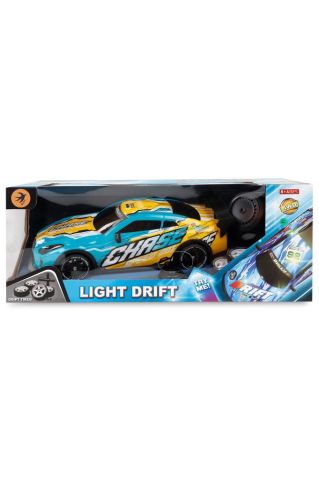 1/16 Işıklı Şarjlı Drift Yapabilen Tekerleği Değiştirilen Kumandalı Araba