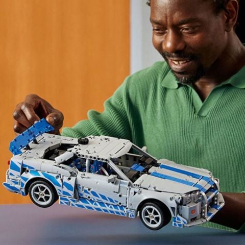 LEGO Technic Daha Hızlı Daha Öfkeli Nissan Skyline GT-R (R34) Araba 42210