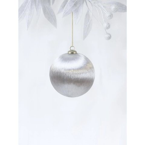 Yılbaşı Topu – İpek İplik Sarılı Çam Ağacı Süsü Gümüş 8 cm