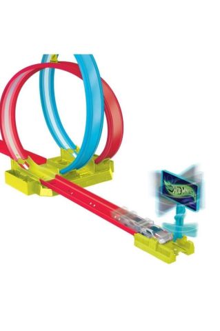 Hot Wheels Neon Yarışlar Çifte Çemberde Yarış Seti Hpc05