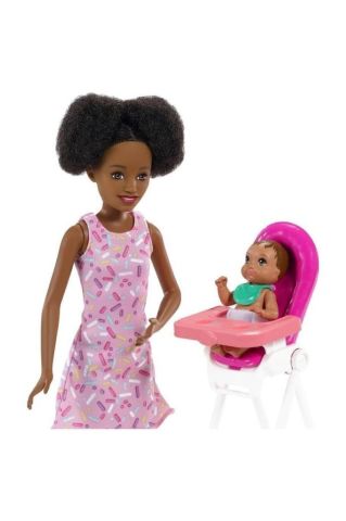Barbie Bebek Bakıcısı Seti