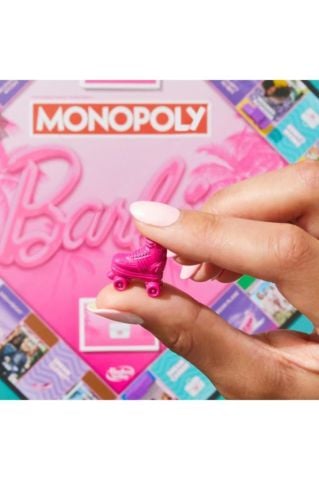 Monopoly Barbie Edition Kutu Oyunu