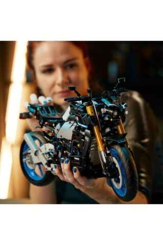 LEGO ® Technic Yamaha MT-10 SP 42159 - Yetişkinler için Koleksiyonluk  Model Yapım Seti (1478 Parça)