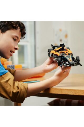 LEGO ® Technic NEOM McLaren Formula E Yarış Arabası 42169 -9 Yaş ve Üzeri İçin Yapım Seti (452 Parça)