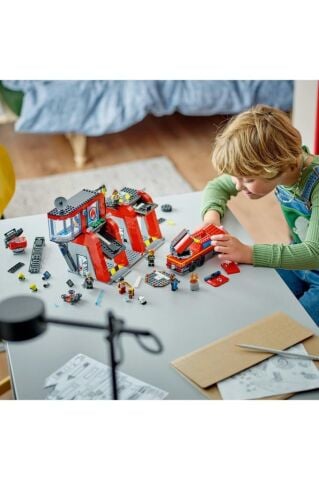 LEGO ® City İtfaiye Kamyonlu İtfaiye Merkezi 60414 -  Yaratıcı Oyuncak Yapım Seti (843 Parça)