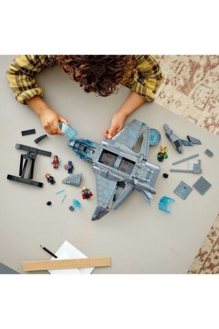 LEGO ® Marvel Avengers Quinjeti 76248 - 9 Yaş ve Üzeri için Yaratıcı Oyuncak Yapım Seti (795 Parça)