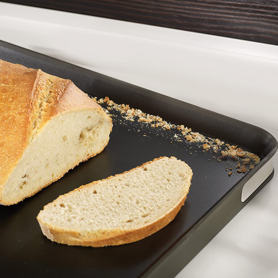 Joseph Joseph Cut&Carve™ Plus Büyük Kesme Tahtası - Siyah