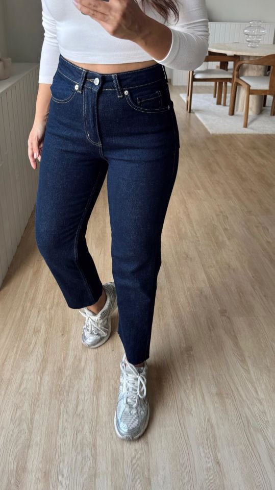 Laci Kesik Jean 2402