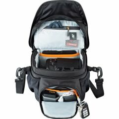 Lowepro Nova 140 AW II Omuz Çantası (Siyah)